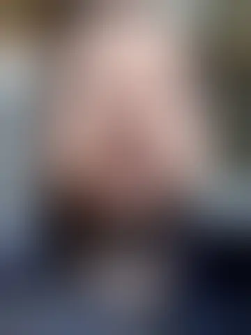 Chatter avec laulahaiah56589 et des hommes célibataires vers Lyon