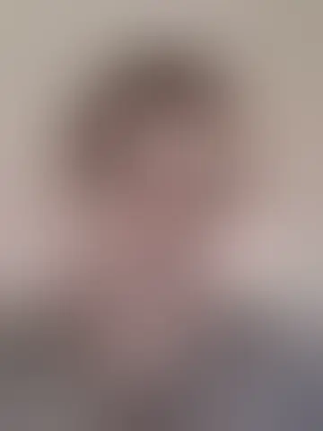Chatter avec pedro8775 et des hommes célibataires vers Blond